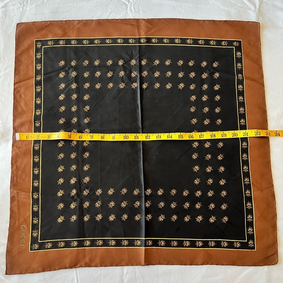 Vintage Gucci Silk Scarf Black and Brown Turtle Motif - Picture 7 of 8